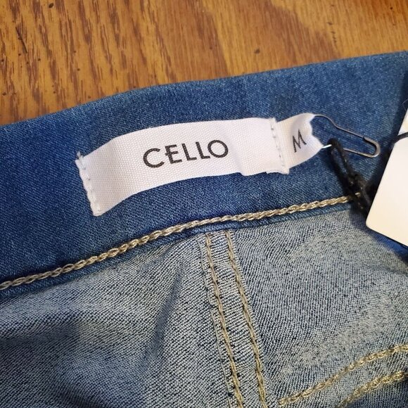 Cello Deluxe Comfort Stretch Size Medium Blue Flare Jeans RN#129203 Acid wash - Picture 7 of 14